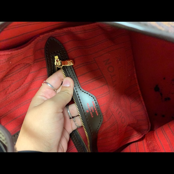 Bag - Picture 2 of 2